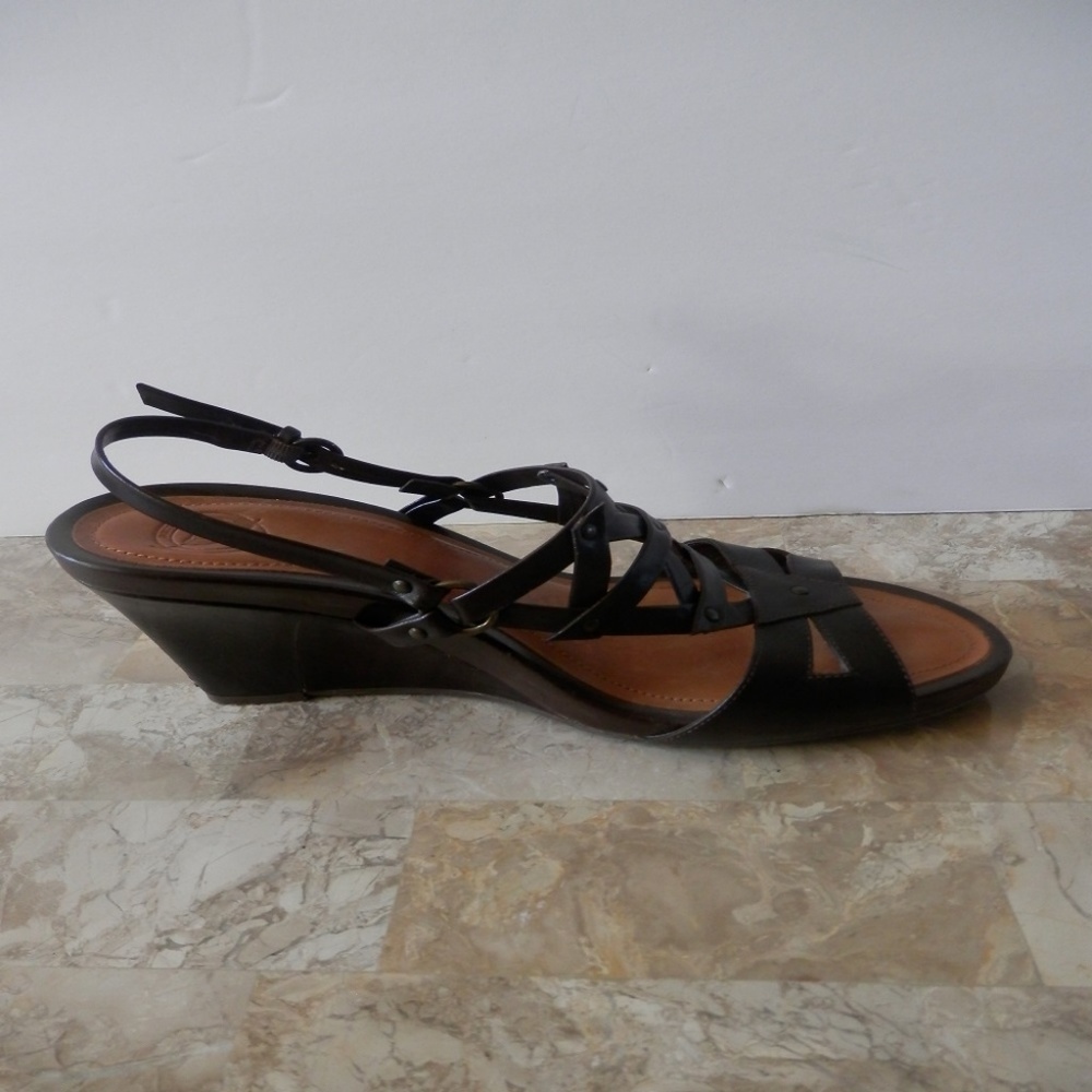 Nurture Wedge All Leather Sandals - Picture 5 of 8